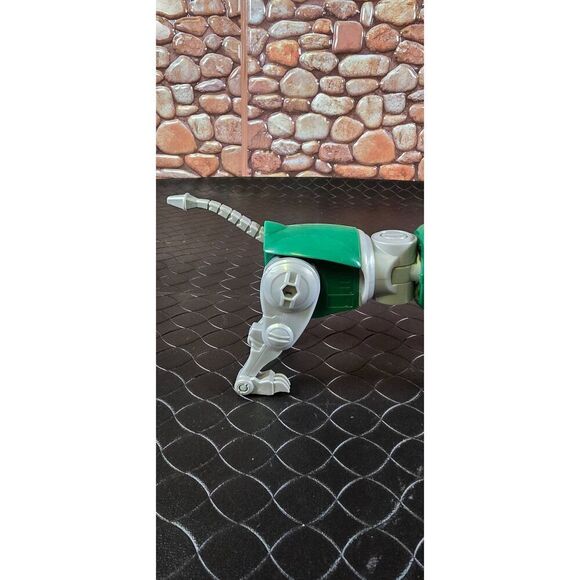 2017 Voltron Classic Legendary Green Lion Combinable Action Figure - Picture 6 of 13